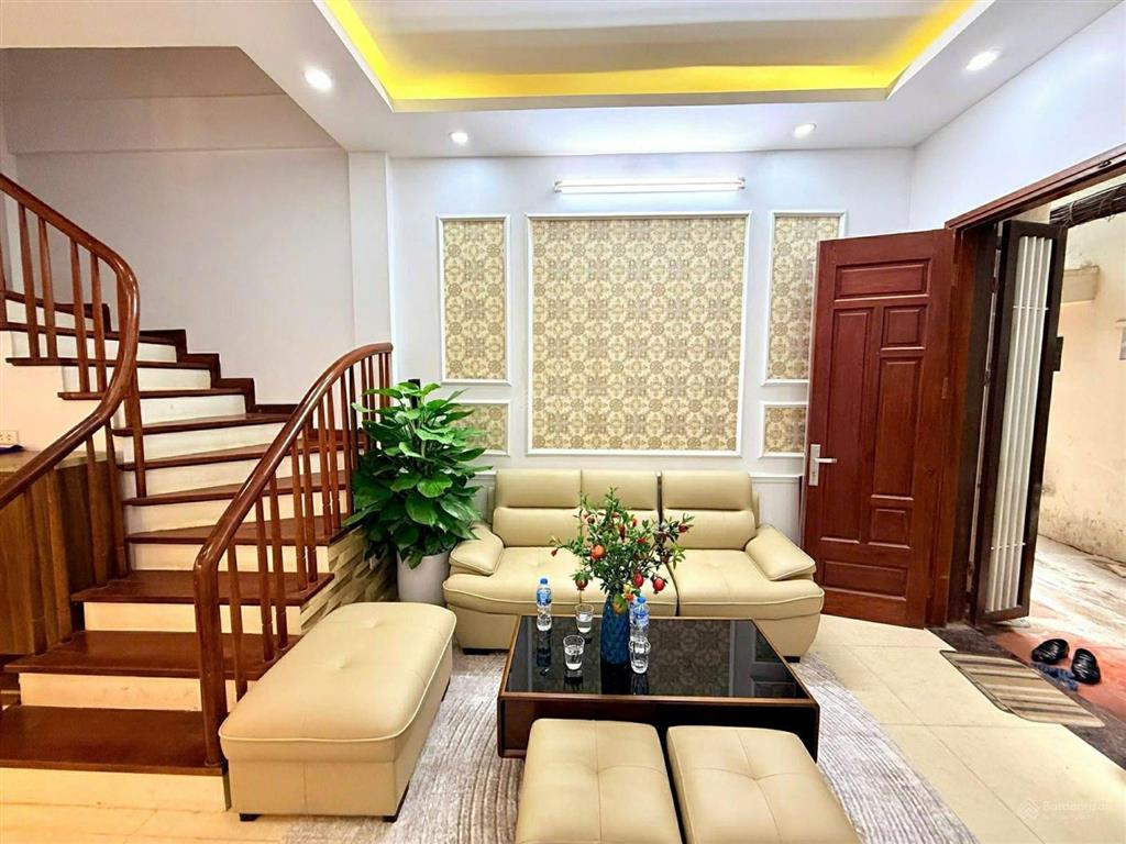 Bán nhà riêng phố pháo đài láng đống đa, nhà đẹp, ở ngay, 31m2 x 5 tầng, 9.4 tỷ