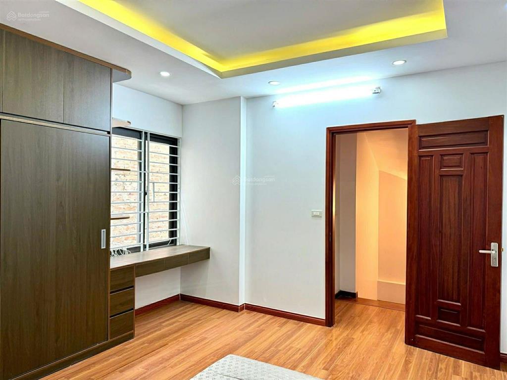 Bán nhà riêng phố pháo đài láng đống đa, nhà đẹp, ở ngay, 31m2 x 5 tầng, 9.4 tỷ