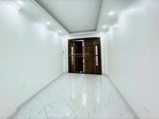 Nhỉnh 16 tỷ, nhà riêng phố giảng võ, ngõ nông, 5 tầng thang máy, nhà đẹp ở ngay