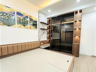 Nhà mới, đẹp 6 tầng, thang máy, 2 thoáng, kim mã  trung tâm ba đình, nhỉnh 10 tỷ