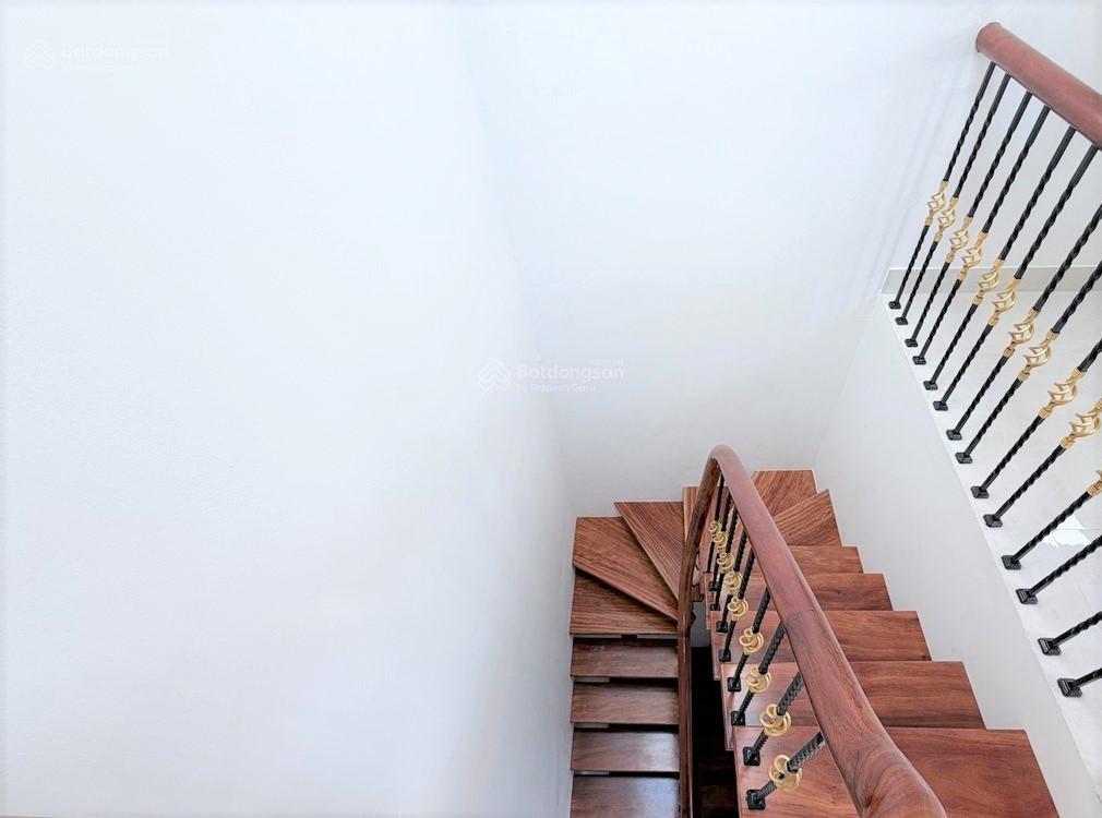 Bán nhà riêng đường la thành, ba đình, nhà đẹp, 6 tầng, full nội thất, gần ô tô tránh, giá 12 tỷ