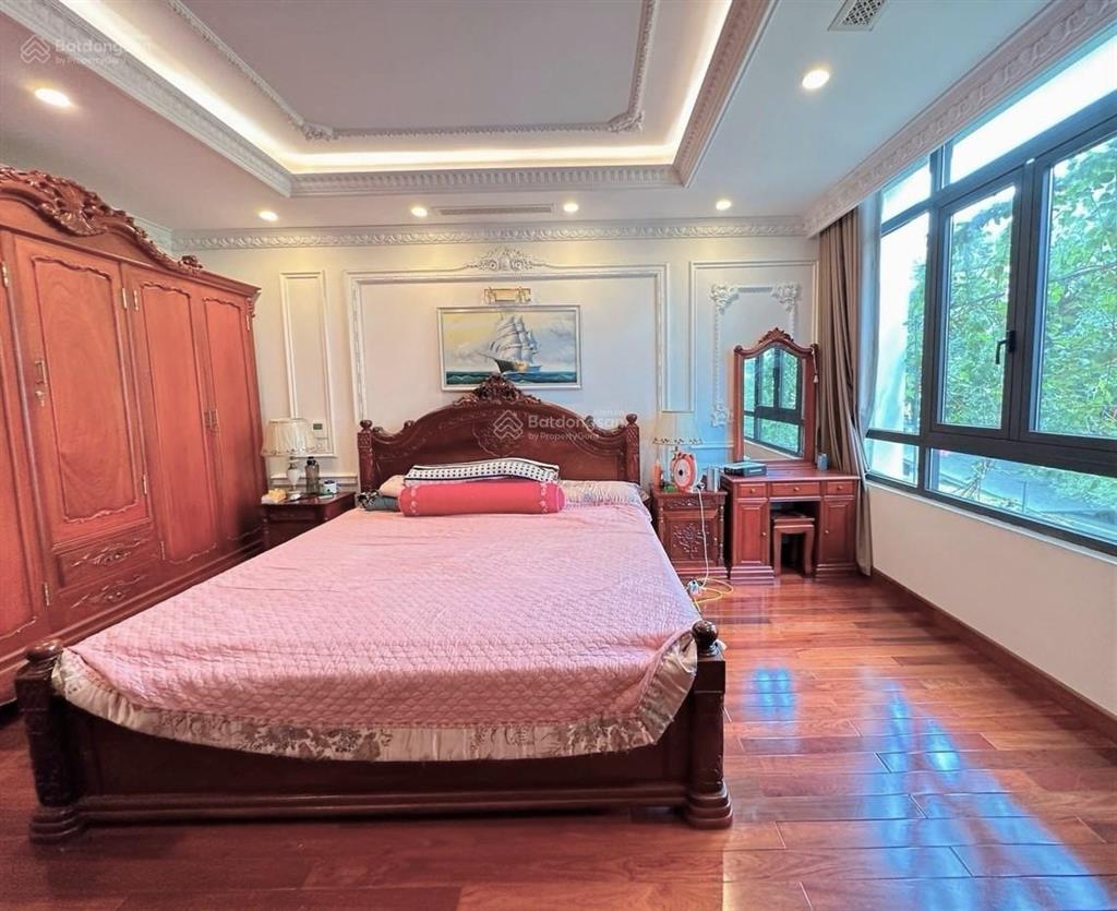 Bán nhà riêng phố la thành, ba đình, lô góc 2 thoáng, ngõ ô tô, kinh doanh, 13,2 tỷ