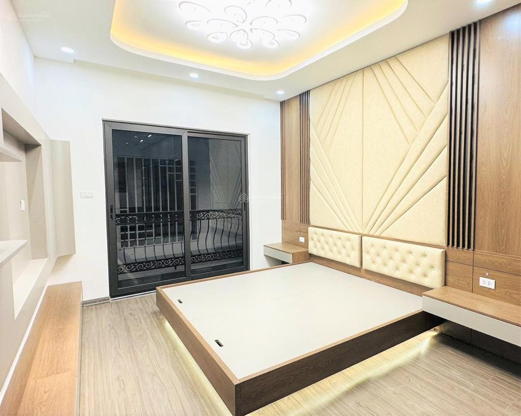 Bán nhà riêng ngõ 612 la thành, ba đình, 32m2, 6 tầng, gần ô tô, giá 11,9 tỷ