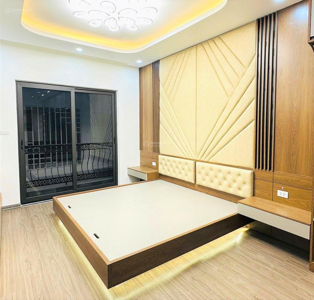 Bán nhà riêng giảng võ  ba đình, 5 tầng, thang máy, ngõ nông, gần phố, 15,5 tỷ