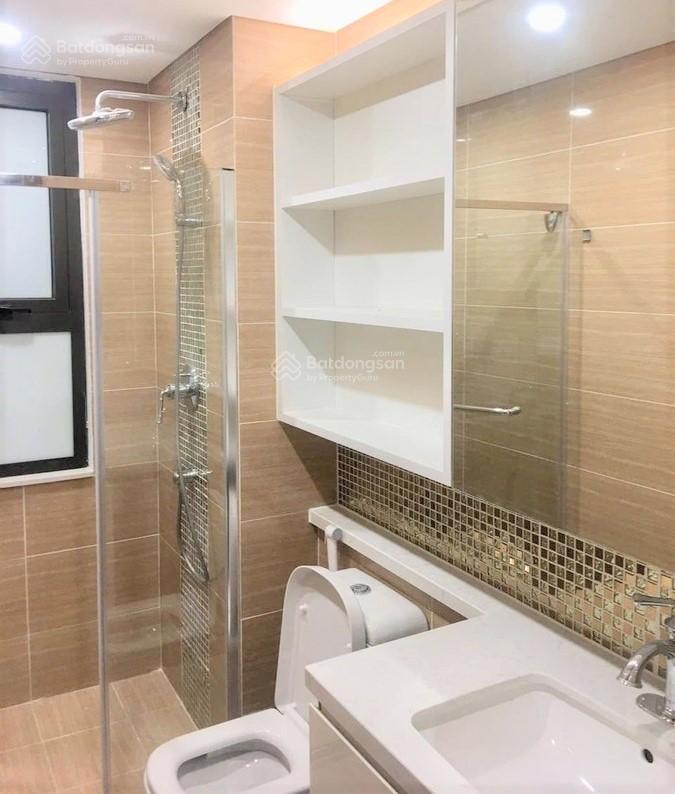 Bán căn hộ chung cư 106m2, lô góc, ô tô đỗ sảnh, đường la thành, ba đình, 8,2 tỷ