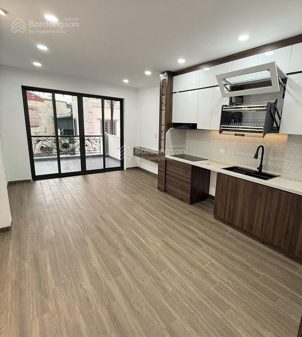 Bán nhà mặt ngõ phố quần ngựa, ba đình, khu phân lô, 32m2, 5 tầng, 10 tỷ