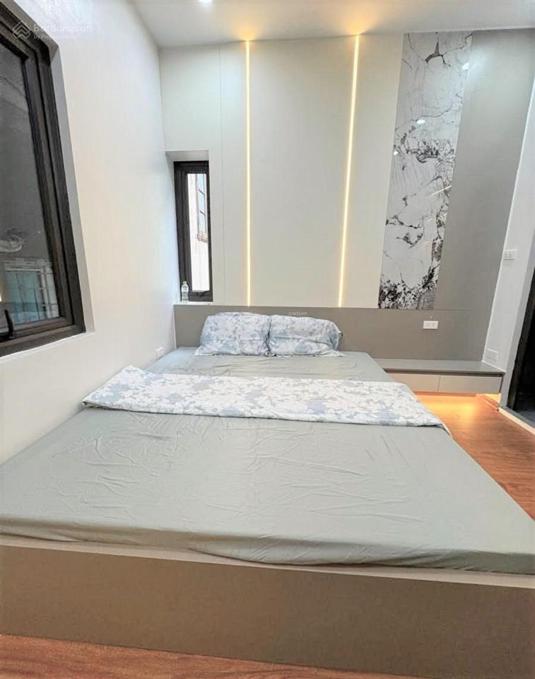 Bán nhà phố đội nhân, ba đình, mặt ngõ 3 gác, kinh doanh, 30m2, 4 tầng, 10,2 tỷ