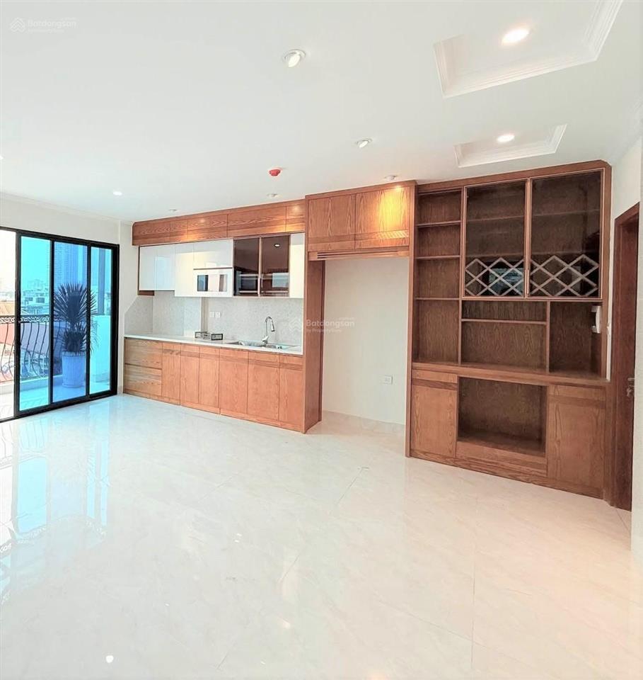 Nhỉnh 8 tỷ, nhà mặt ngõ ô tô, kinh doanh phố núi trúc, ba đình, 24m2, 6 tầng