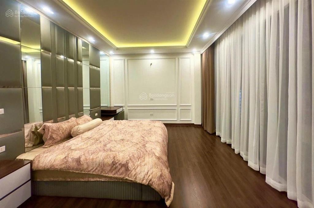 Bán nhà phố kim mã, ba đình, 42m2, 6 tầng, thang máy, nhà đẹp, ở ngay, nhỉnh 14 tỷ