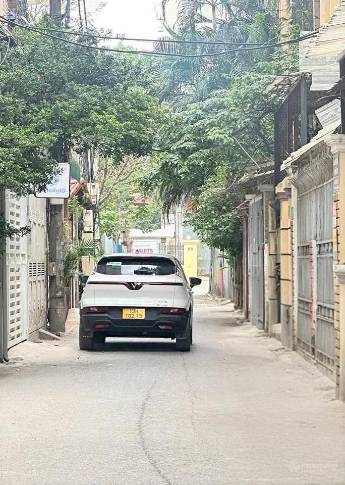 Bán nhà riêng đường la thành, ba đình, ngõ ô tô kinh doanh, 30m, 5 tầng, 11,2 tỷ