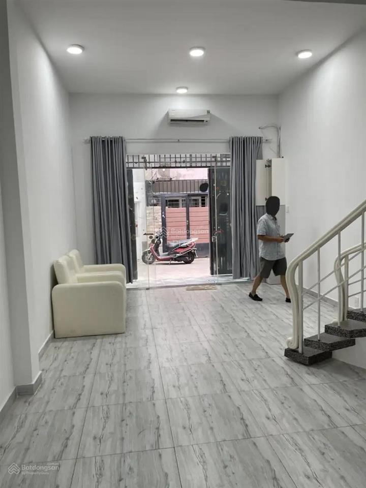 Bán nhà quận phú nhuận.đặng văn ngữ. p10. phú nhuận  3tầng ( 4 x 12m ) hđt  30 triệu  giá 12 tỷ