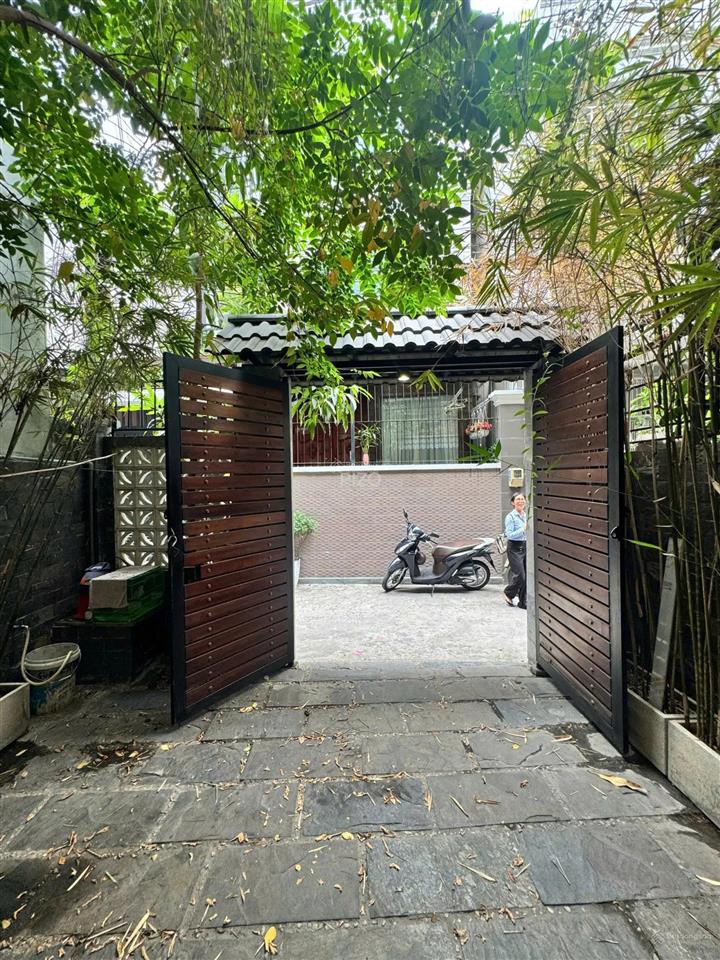 Nhà đẹp bình thạnh.p17.dt4,5x18,5m(78m2)kc3 tầng sân thượngtây bắcgiá 15 tỷ giảm.còn 12,5 tỷ
