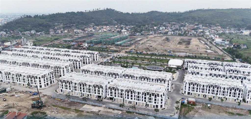 Giá cực sốc chỉ hơn 4 tỷ sở hữu nhà 4 tầng khu đô thị vlasta thuỷ nguyên, hải phòng