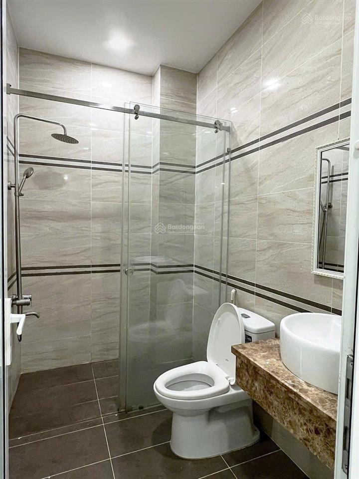 Cho thuê ký túc xá nam trong vạn phúc city phòng lớn có 6 giường, tủ đồ riêng, giá 1,85tr/tháng