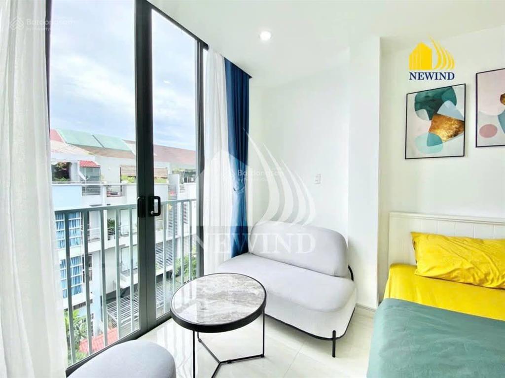 Cho thuê phòng ban công 30m2 quận 3 đ. nguyễn đình chiểu gần ueh hồ con rùa dinh độc lập cv tao đàn