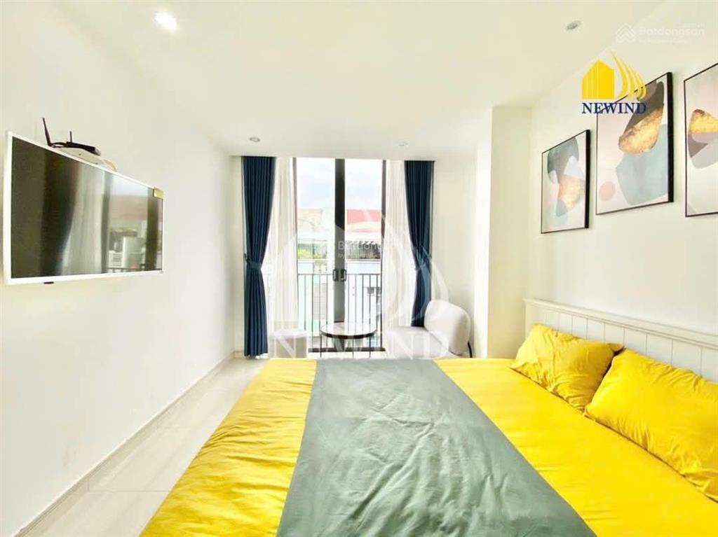 Cho thuê phòng ban công 30m2 quận 3 đ. nguyễn đình chiểu gần ueh hồ con rùa dinh độc lập cv tao đàn