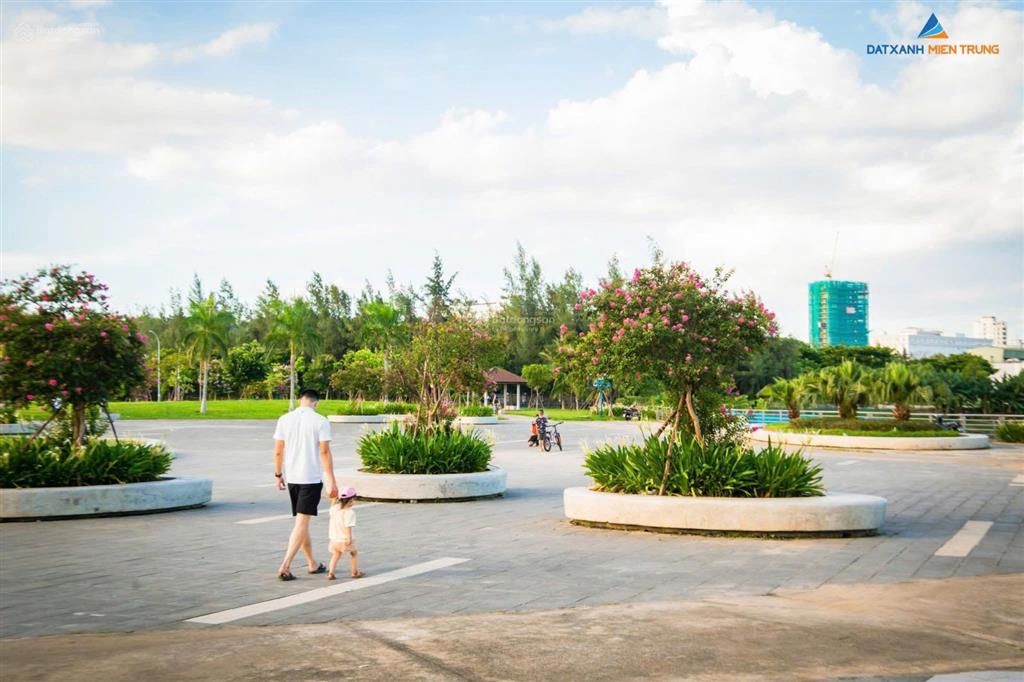 Vị trí trung tâm đà nẵng  mua nhận nhà vào ở ngay  căn 2pn  view sông  tầng cao siêu thoáng