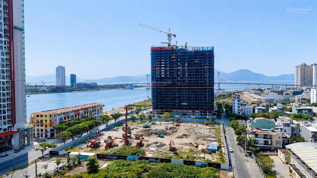 Bán nhanh căn hộ 1pn, giá nhẹ nhàng thương lượng tốt, tầng caoview sông, ngoài ra nhiều căn 2,9 tỷ
