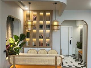 Chính chủ bán gấp chcc sunshine city 100m2 3n2vs, 10tỷ, sđcc, tầng trung, full nt 0966 769 ***