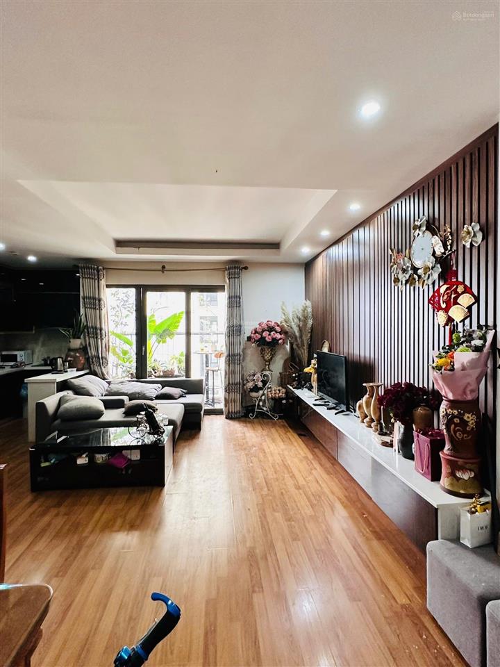 Chính chủ bán ch 136m2, 3n2vs  10 tỷ tháp đông cc học viện quốc phòng, full nt, sđcc 0966 769 ***