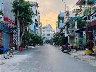 Không có căn thứ 2 ở q. 5. có ngay căn huỳnh mẫn đạt q. 5 2 tỷ 2