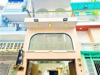 Đẹp như người mẫu. nguyễn đình chiểu q3 70m2