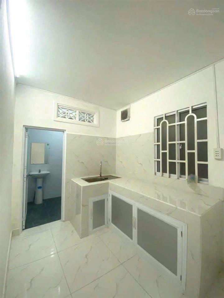 Không có căn thứ 2 tại thủ dầu một 60m2 chỉ cần 2,4 tỷ. ở hoặc cho thuê 12tr thì quá tốt
