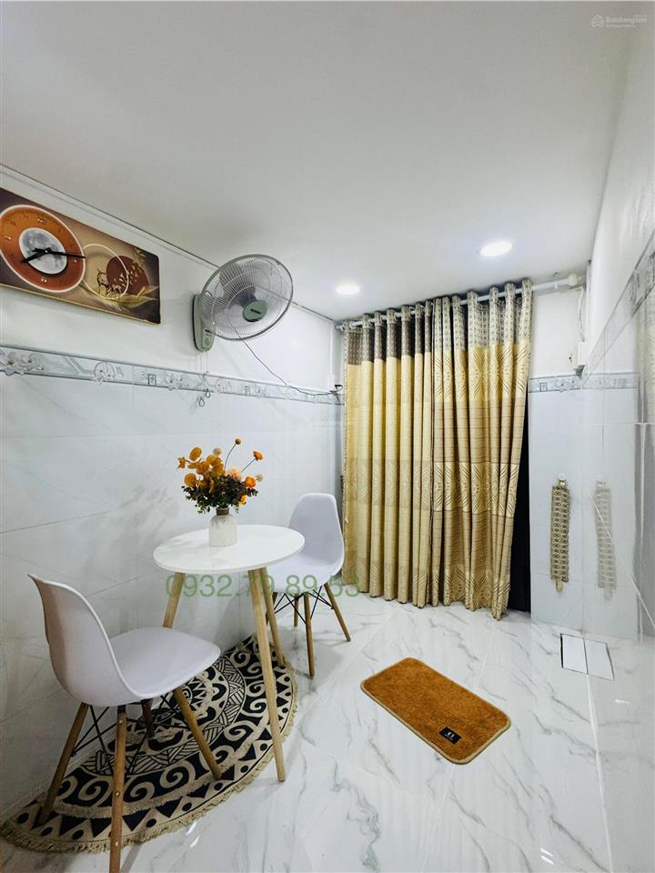 Nhà tân bình nhỉnh 1 tỷ không có căn thứ 2, dtst 18m2.