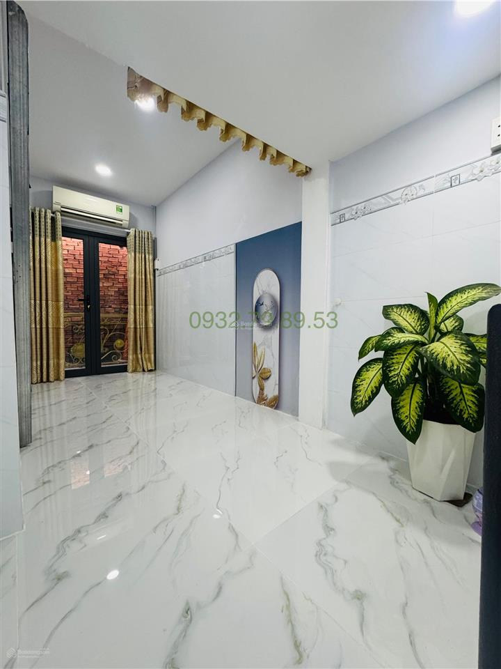 Nhà tân bình nhỉnh 1 tỷ không có căn thứ 2, dtst 18m2.