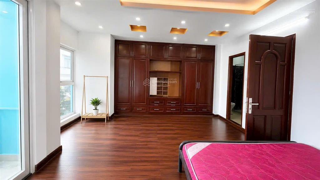 B.án nhà rộng 5.7m, chỉ nhỉnh 7tỷ trung tâm tân phú, hẻm 8m thông