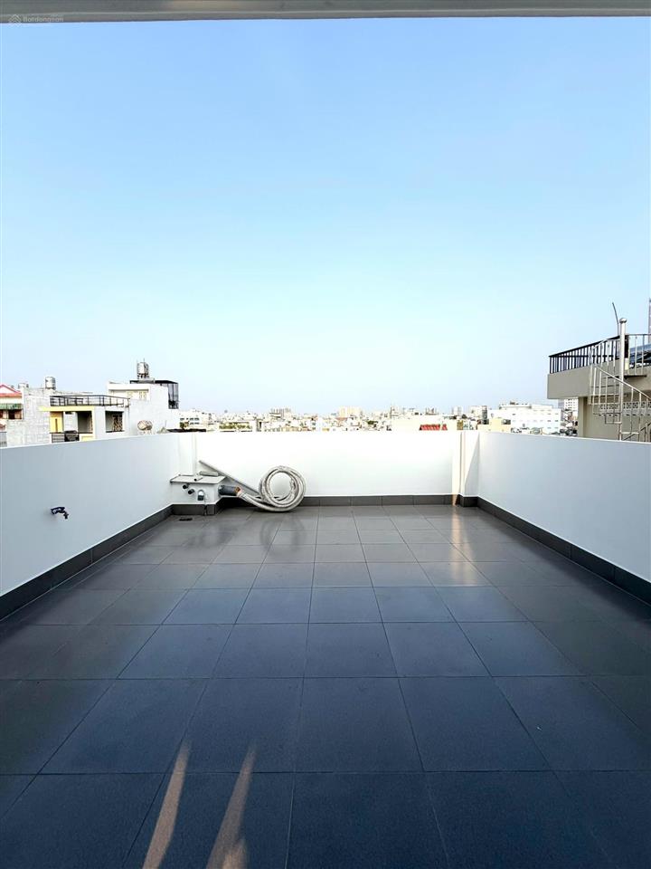 Nhà mới 6 tầng tân phú, đường 7m, xe hơi ngủ trong nhà.