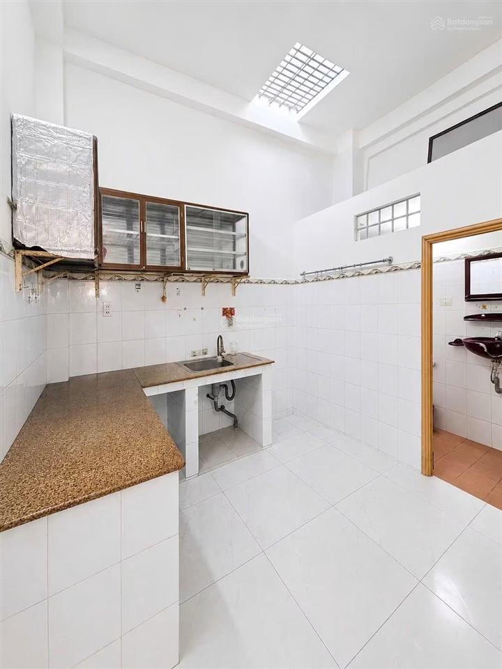 Chỉ 5 tỷ hơn nhà 52m2, 2 tầng, trung tâm tân phú.