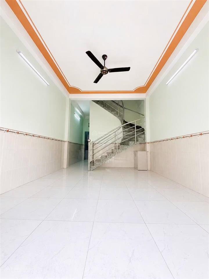 Chỉ 5 tỷ hơn nhà 52m2, 2 tầng, trung tâm tân phú.