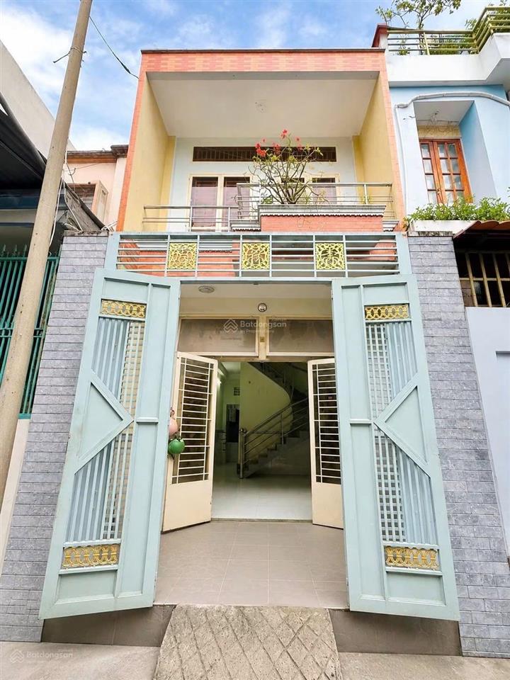 Chỉ 5 tỷ hơn nhà 52m2, 2 tầng, trung tâm tân phú.