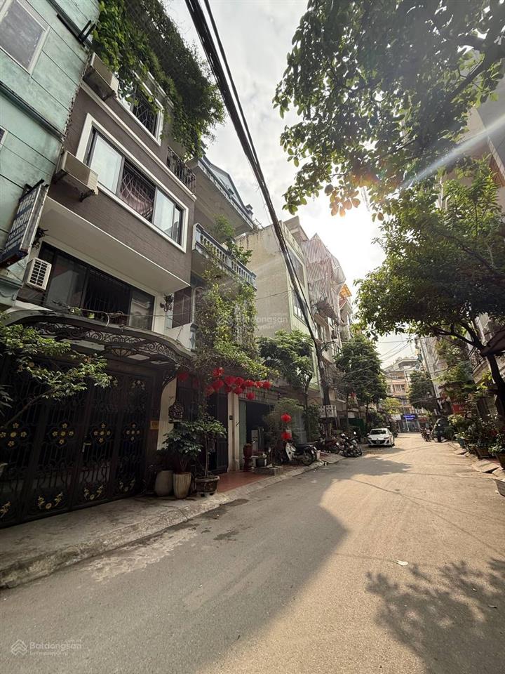 Bán đất tặng nhà  phân lô vỉa hè  văn quán  giá chỉ 12 tỷ