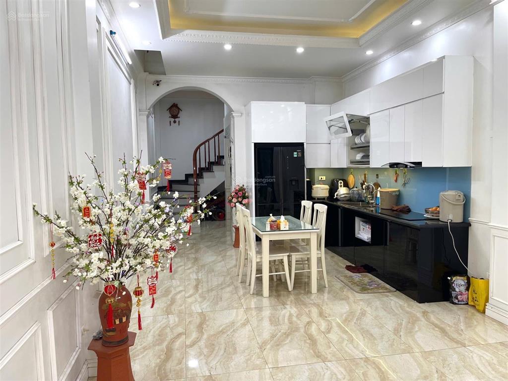 Bán nhà dv yên nghĩa. 50m2 x 4 tầng giá chỉ 12 tỷ. phân lô vỉa hẻ.kinh doanh.nhà đẹp. sổ vuông