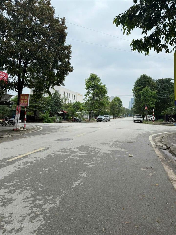 Bán đất ngay dv vạn phúc. đường nông quốc chấn. nhà 50m2 mặt tiền 4m giá chỉ 13 tỷ. sẵn giao dịch