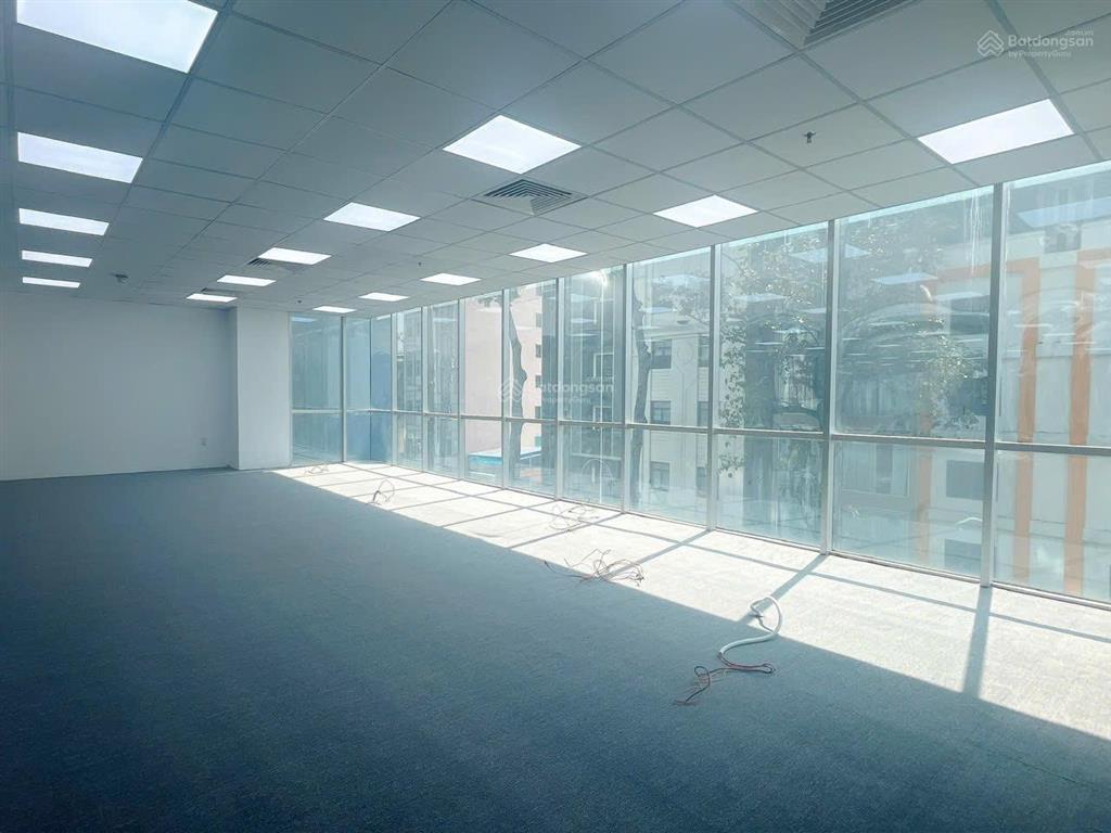 Chủ đầu tư cho thuê văn phòng 250m2 hạng b building 36 bùi thị xuân q1, giá cực tốt