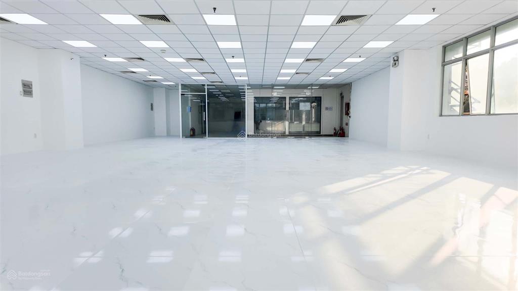 Chủ đầu tư cho thuê văn phòng 250m2 hạng b building 36 bùi thị xuân q1, giá cực tốt