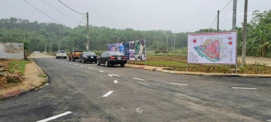 Cực hót !!! bán đất tái định cư , đường rộng 8m, gần ga metro số 5 mà đơn giá chỉ nhỉnh 30tr/m