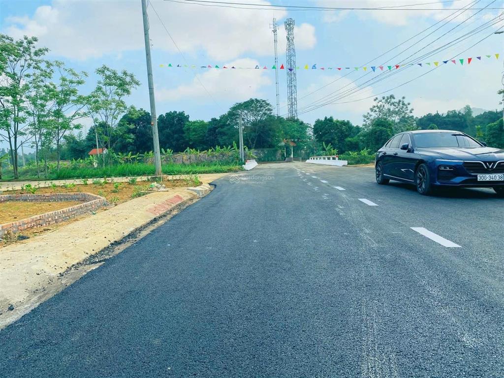 Cực hót !!! bán đất tái định cư , đường rộng 8m, gần ga metro số 5 mà đơn giá chỉ nhỉnh 30tr/m