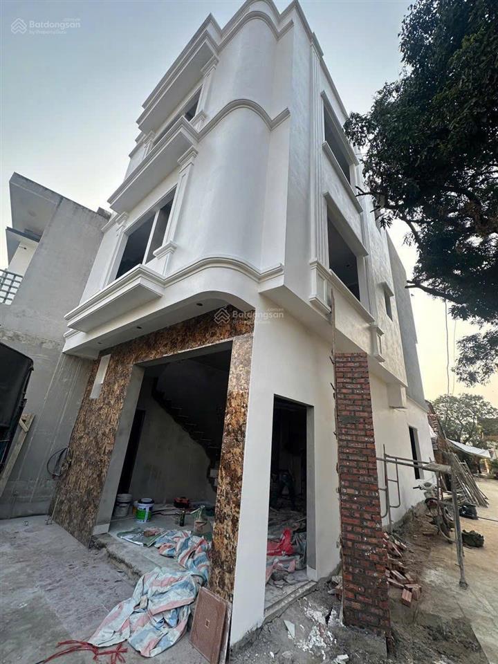 Bán nhà 3 tầng 80m² xã bình yên  thạch thất, full thổ cư, gần đh fpt, giá chỉ 3.x tỷ