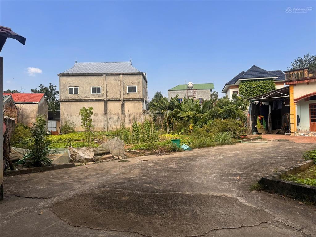 Siêu hot! một lô duy nhất chỉ nhỉnh 1,8 tỷ, 85m², đất full thổ cư, gần trường đại học fpt
