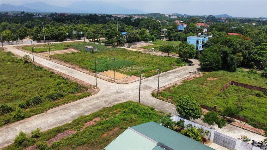 Đất tái định cư hoà lạc 100m2 , sát phân khu đại học tư nhân ,đơn giá chỉ 3xtr/m rẻ nhất hoà lạc ạ