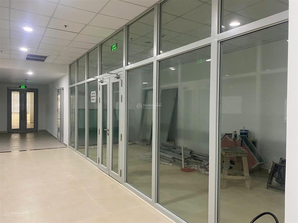 Cho thuê shophouse mặt tiền hành lang nội bộ dự án happy one central. 30m2 giá 6 triệu