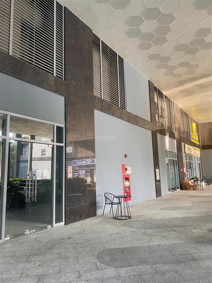 Bán shophouse tầng trệt 2 tầng, 2 mặt tiền happy one central. đã có sổ hồng, diện tích 189m2