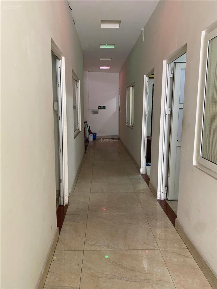 Cho thuê nhà phố 3 tầng, mặt tiền hà huy giáp, p. an phú đông.