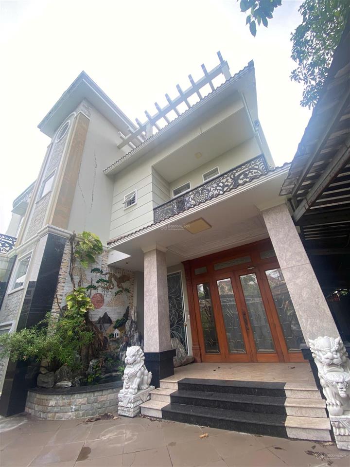 Cho thuê nhà biệt thự, khu biệt thự thạnh xuân, quận 12 cũ. diện tích 378m2.