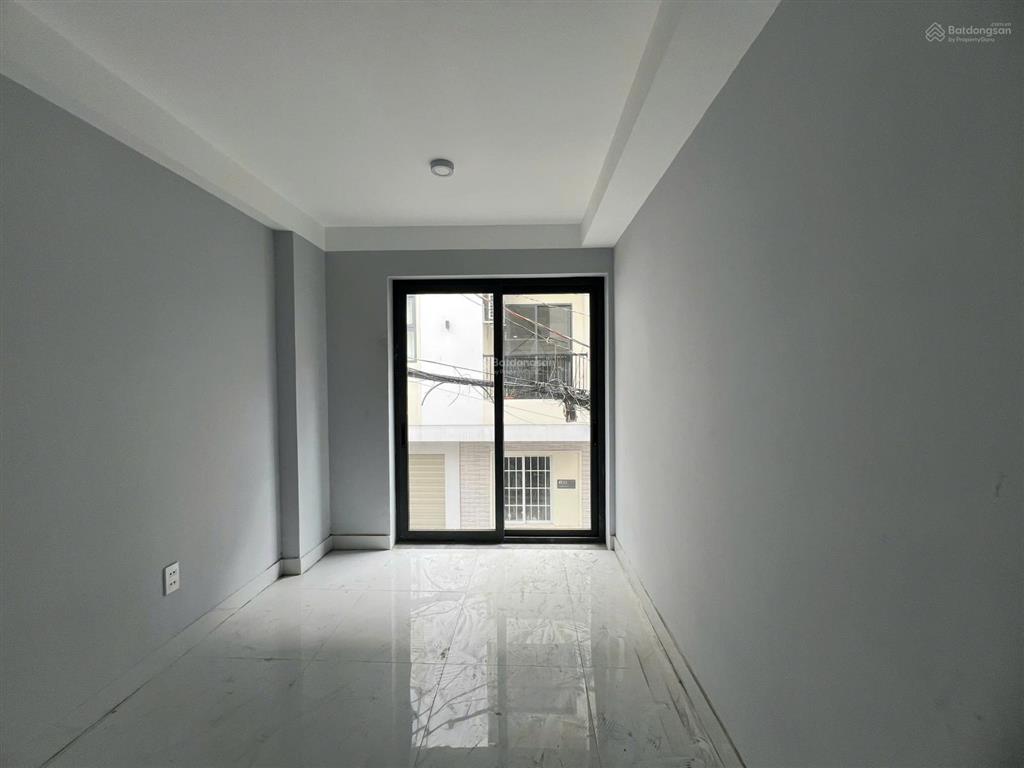 Chính chủ studio 2pn tô hiến thành mới xây full nội thất tiện nghi thang máy an ninh