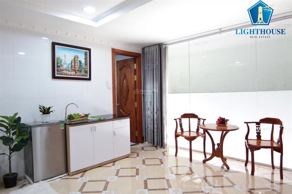 Siêu phẩm rộng 45m2 full nội thất ngay nhà thi đấu phú thọđại học bách khoa, đh hoa sen thoáng mát